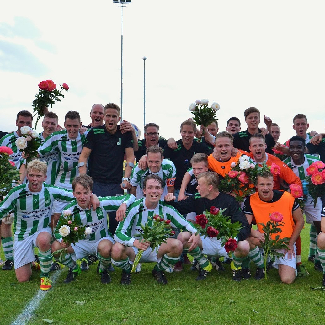 Voetbal: #tb’tje promotie in stadsderby