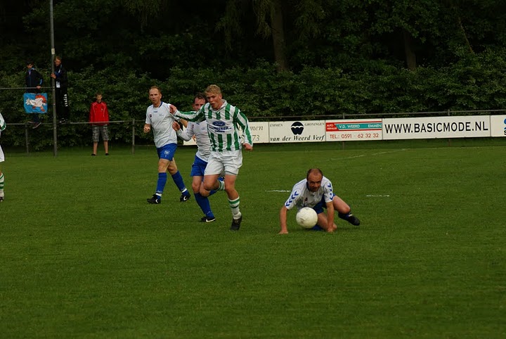 Voetbal tb’tje: spelen voor promotie naar de hoofdklasse.