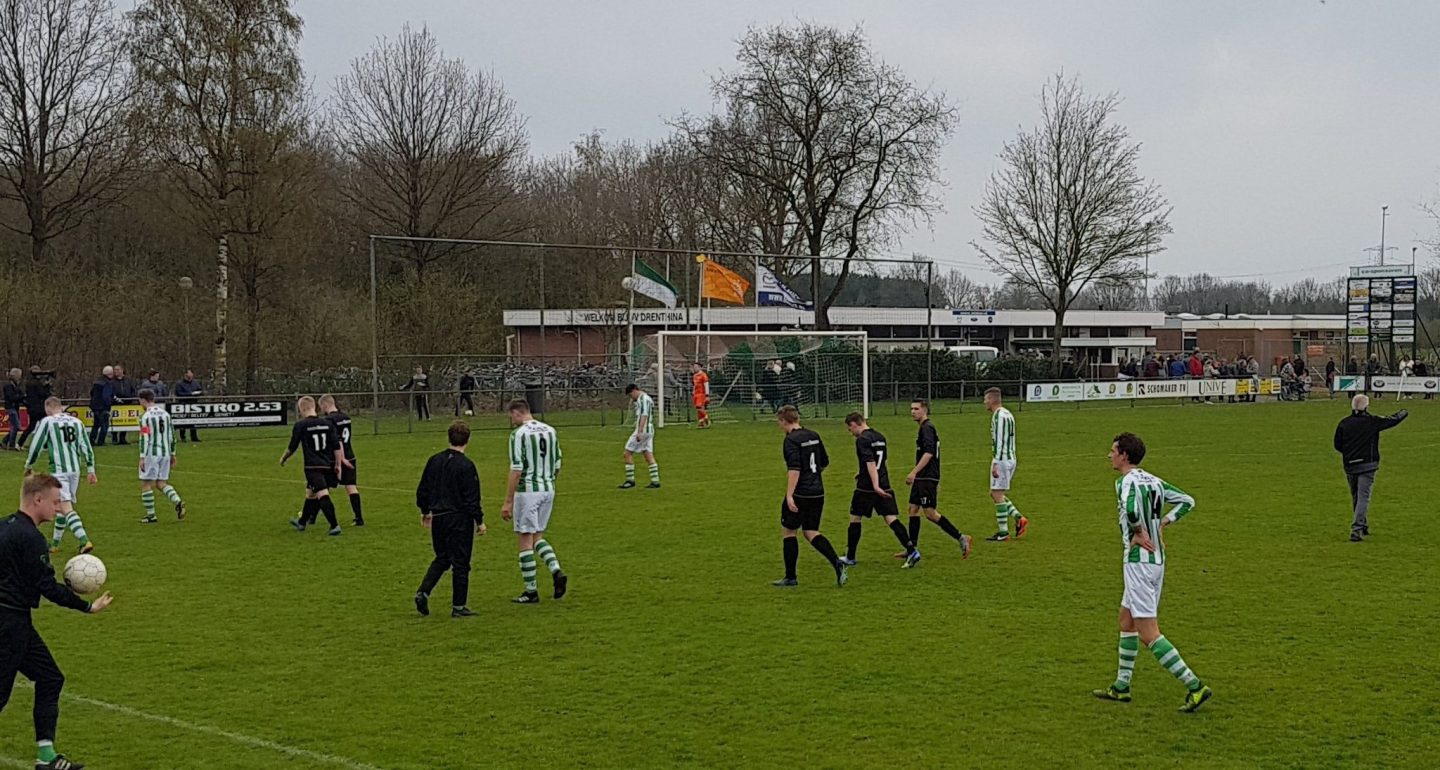 Voetbal: een saaie derby tegen FC Klazienaveen
